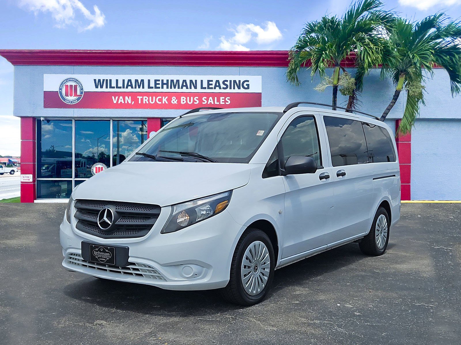 2018 Mercedes-Benz Metris Passenger Van Base
