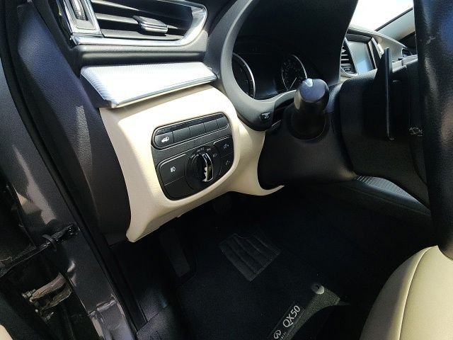 Used 2019 Gray INFINITI LUXE image 23