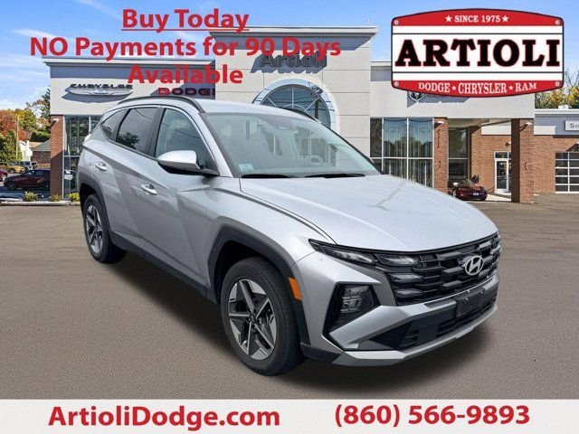 Used 2025 Silver Hyundai SEL image 1