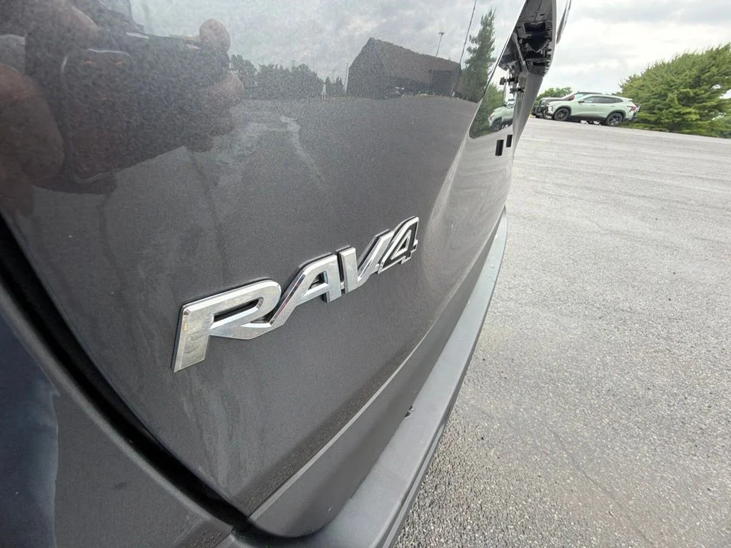 Used 2021 Gray Toyota XLE image 11