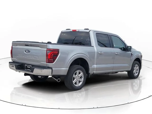 New 2026 Silver Metallic Ford Lariat image 5