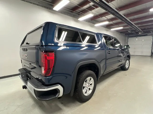 Used 2022 PACIFIC BLUE METALLIC GMC SLE image 3