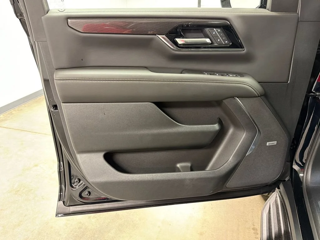 2026 GMC Yukon XL Elevation - Photo 20