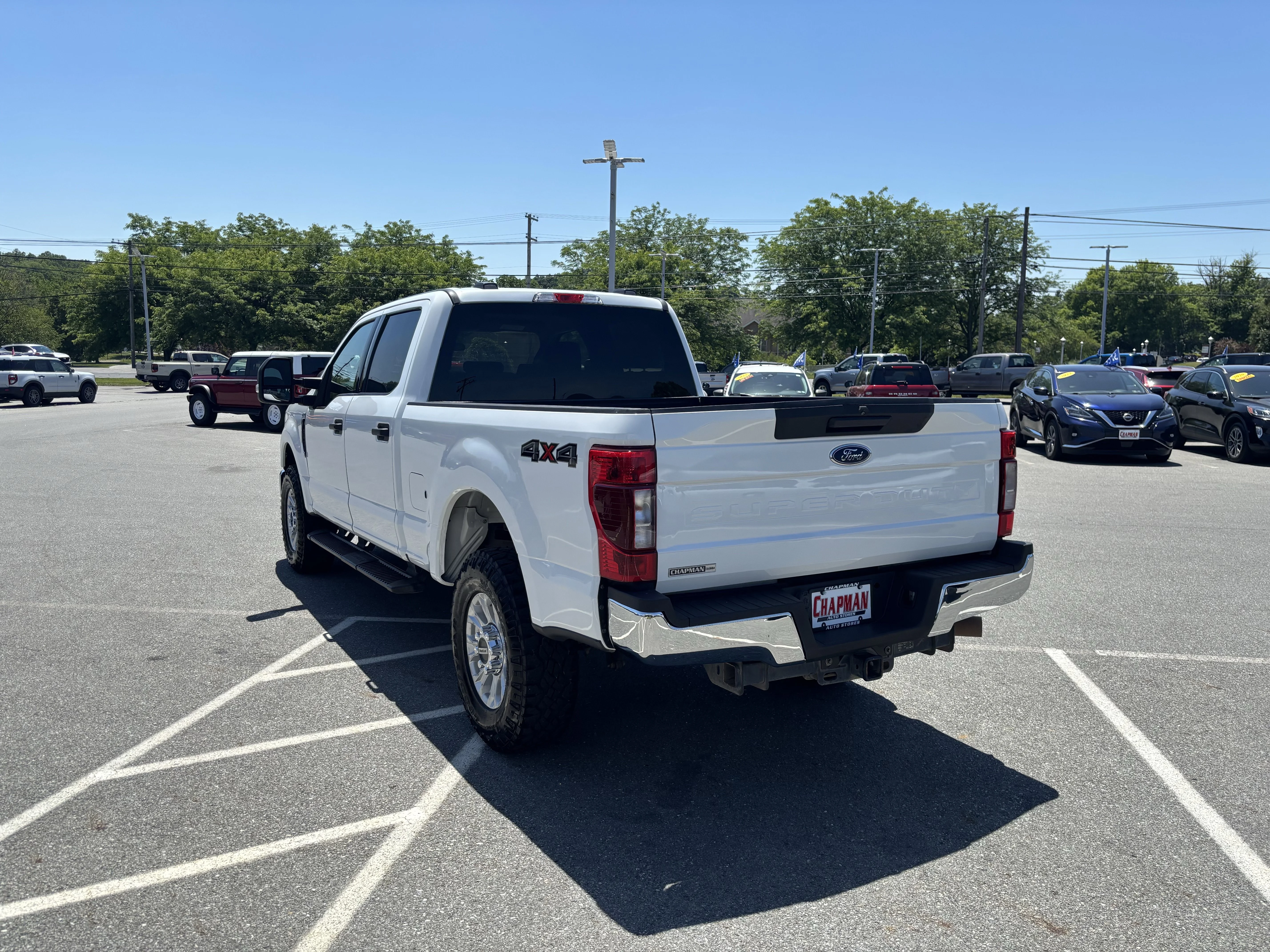 Used 2022 Oxford White Ford XLT image 5