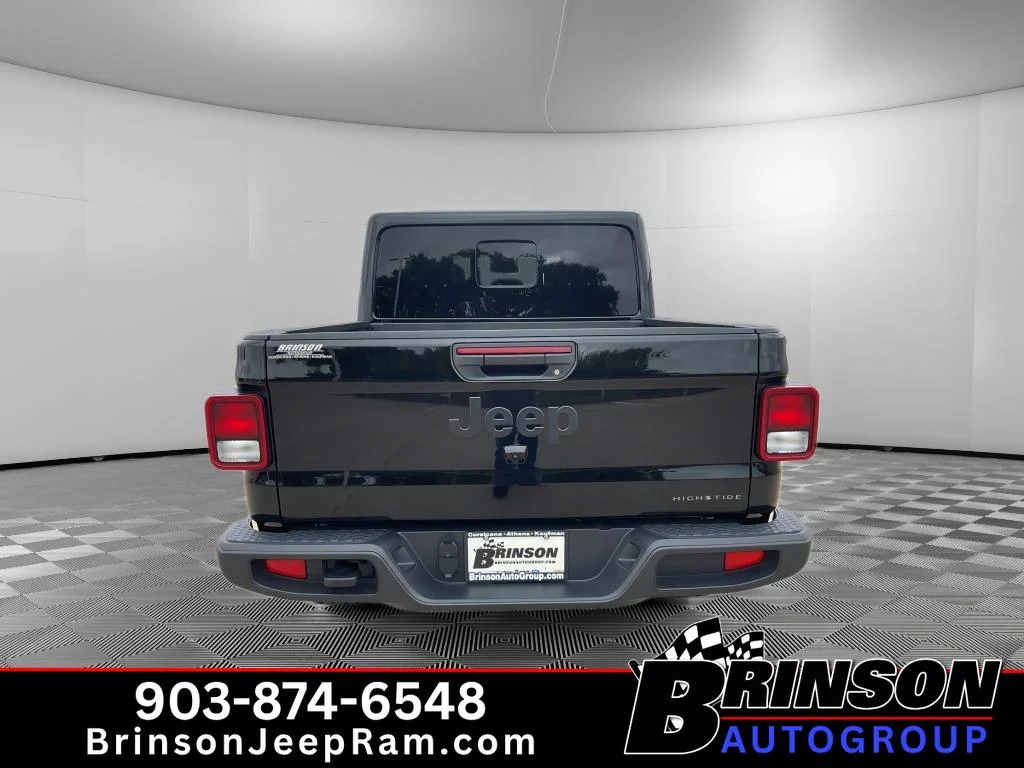 Used 2025 Black Clearcoat Jeep High Tide image 6