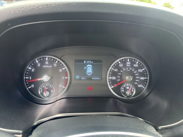 Used 2020 Green Kia EX image 21