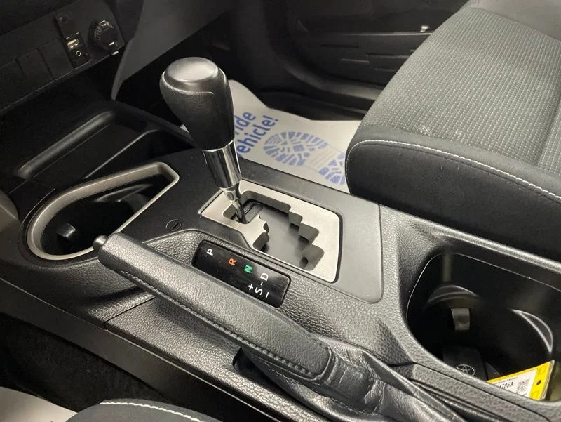 Used 2018 White Toyota XLE image 32