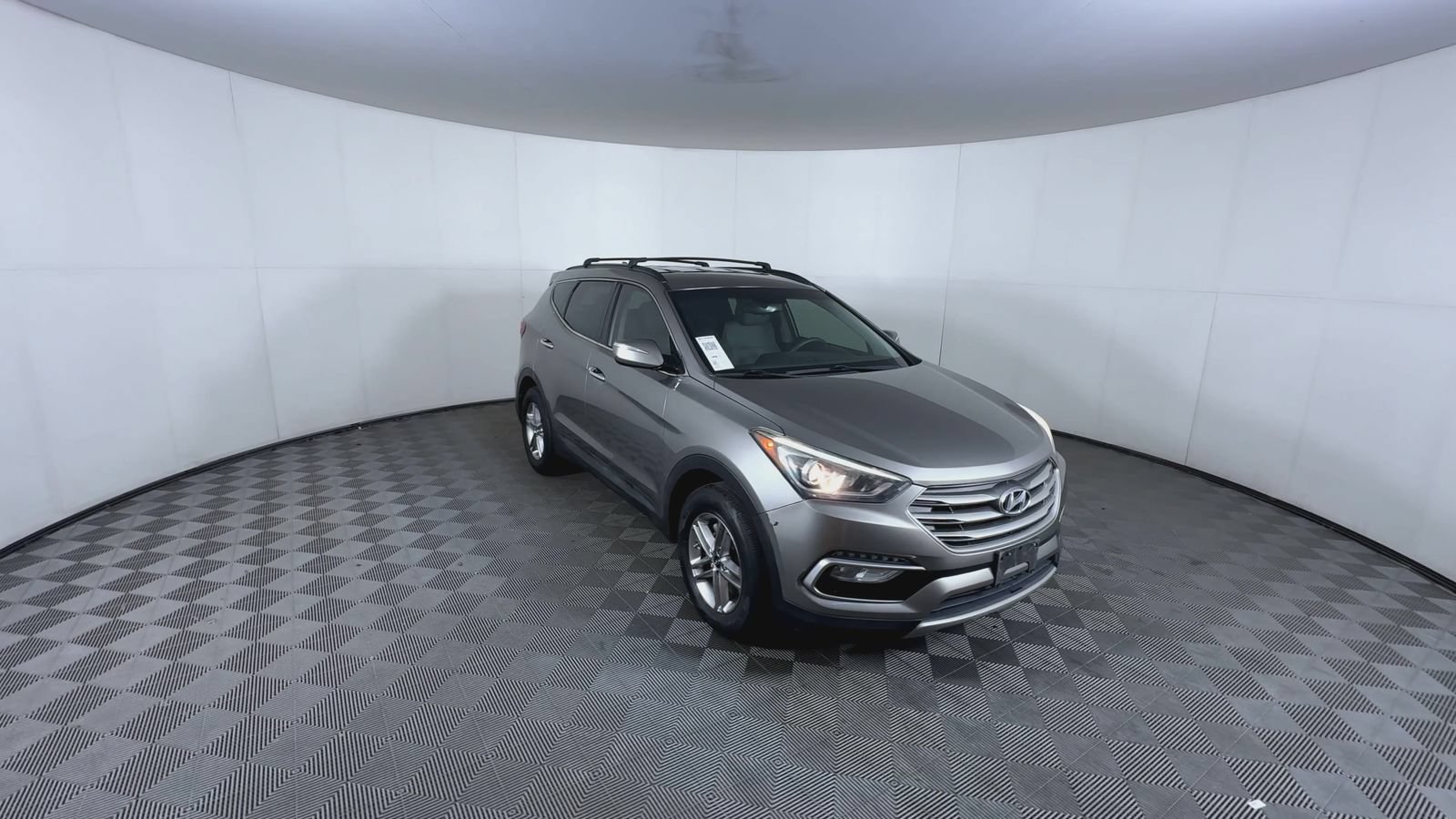 Used 2017 Mineral Gray Hyundai 2.4L image 2