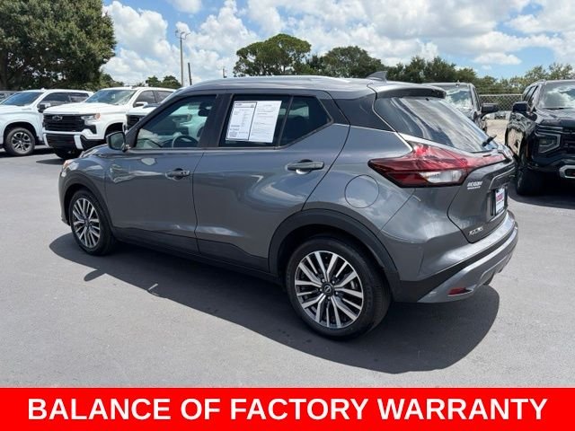Used 2023 Gray Nissan SV image 4