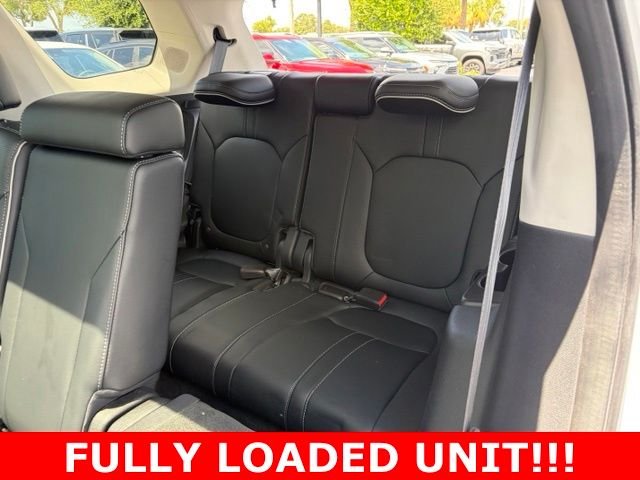 Used 2023 White Honda Elite image 16