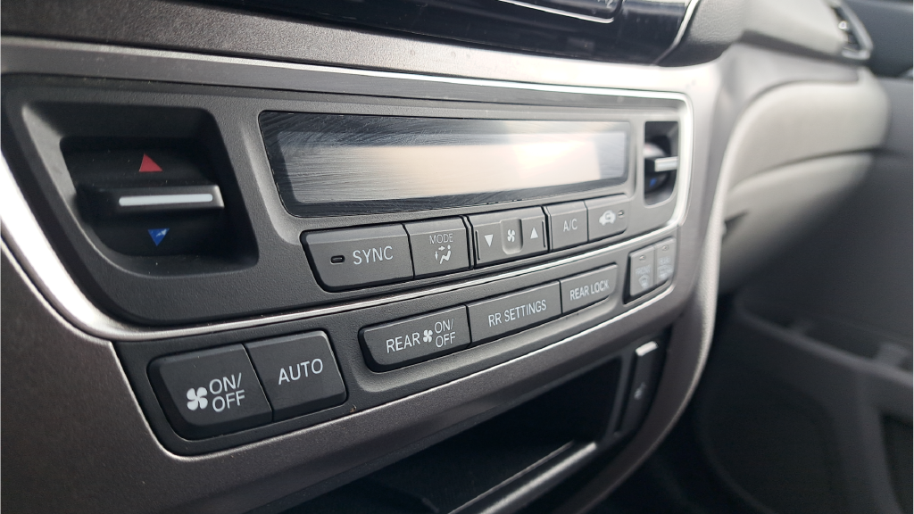 Used 2021 Gray Honda EX image 22