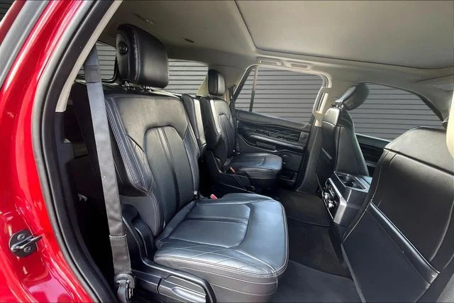 Used 2020 Red Ford Platinum image 27
