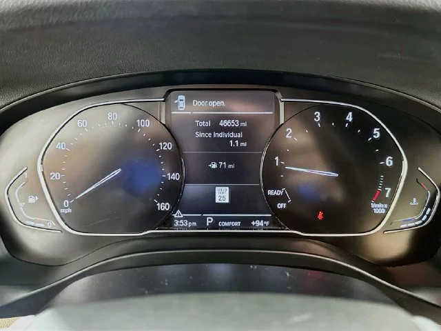 Used 2022 Gray BMW sDrive30i image 18