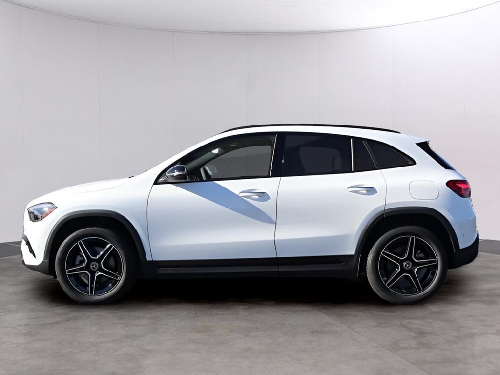 Used 2026 Polar White Mercedes-Benz GLA 250 image 4