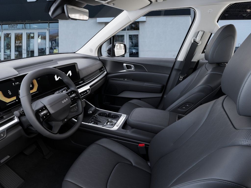 New 2027 White Kia EX image 17