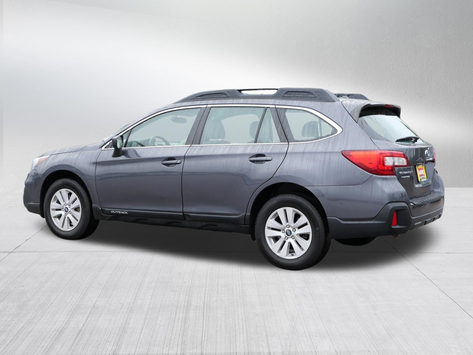 Used 2019 Magnetite Gray Metallic Subaru WGN 2.5I image 5