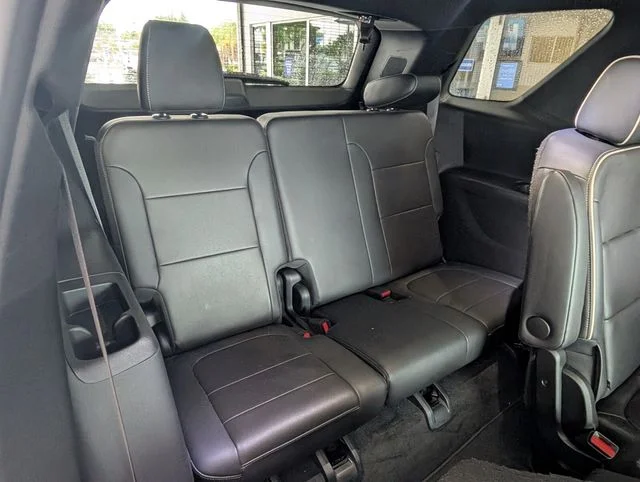 Used 2023 Black Chevrolet Premier image 19