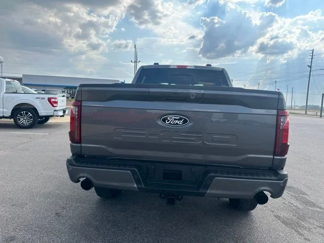 New 2026 Carbonized Gray Metallic Ford XLT image 23