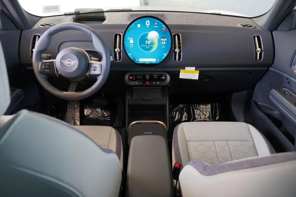 2026 MINI Countryman S - Photo 16