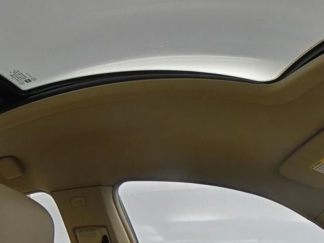 Used 2008 Red Cadillac Base image 41
