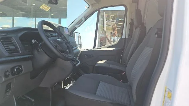 New 2026 Oxford White Ford 250 MR XL RWD image 31