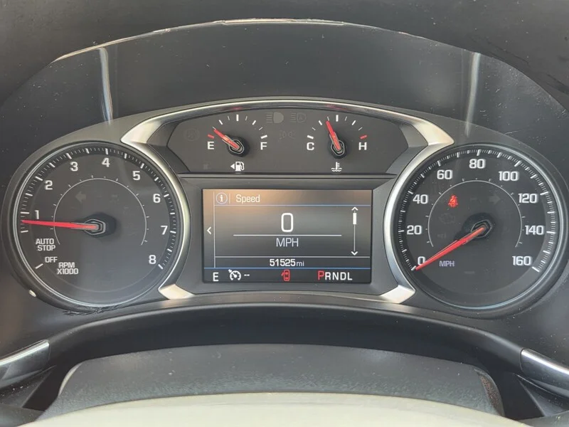 Used 2024 Summit White CHEVROLET LT image 26