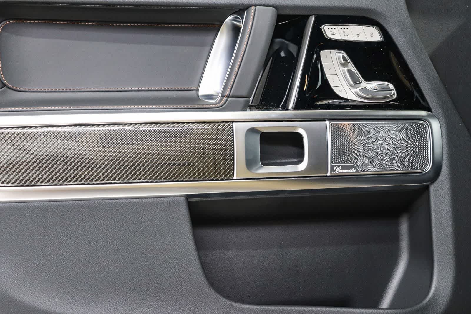 New 2026 MANUFAKTUR Desert Sand non-metallic Mercedes-Benz G 580e image 22