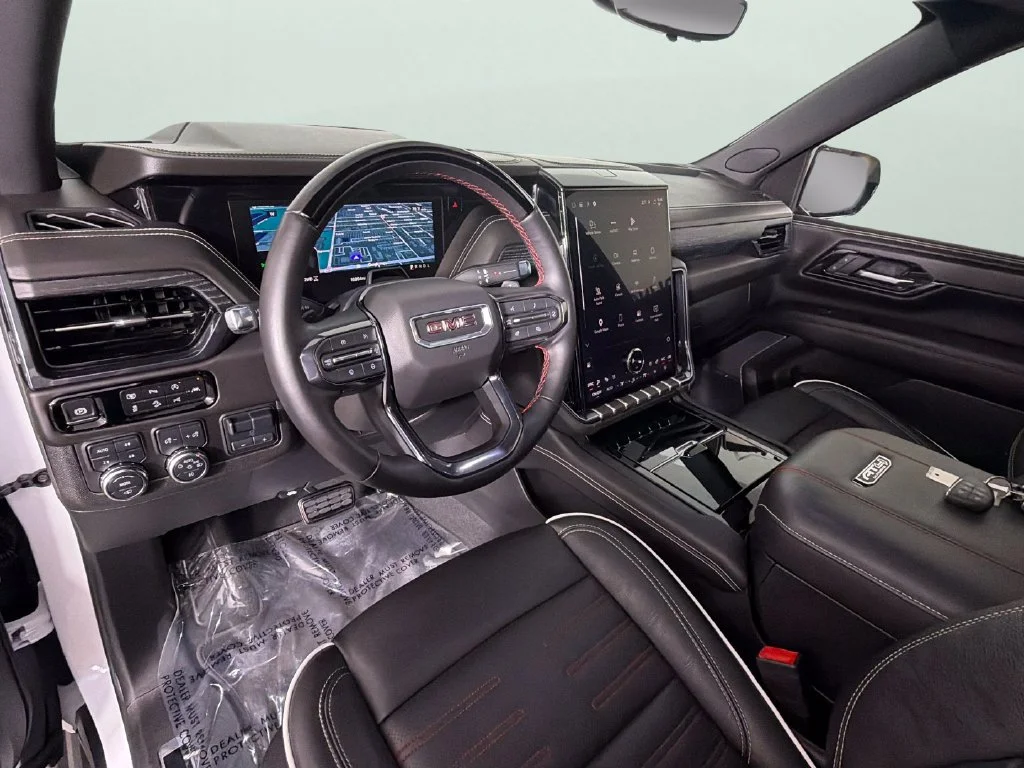 2025 GMC Yukon AT4 Ultimate - Photo 19