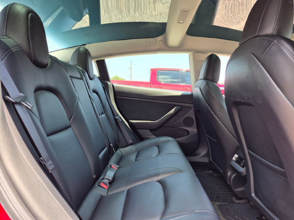 Used 2022 Red Tesla Long Range image 24