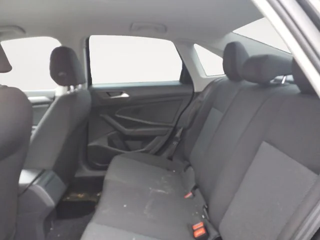 Used 2019 Tornado Red Volkswagen 1.4T SE image 13