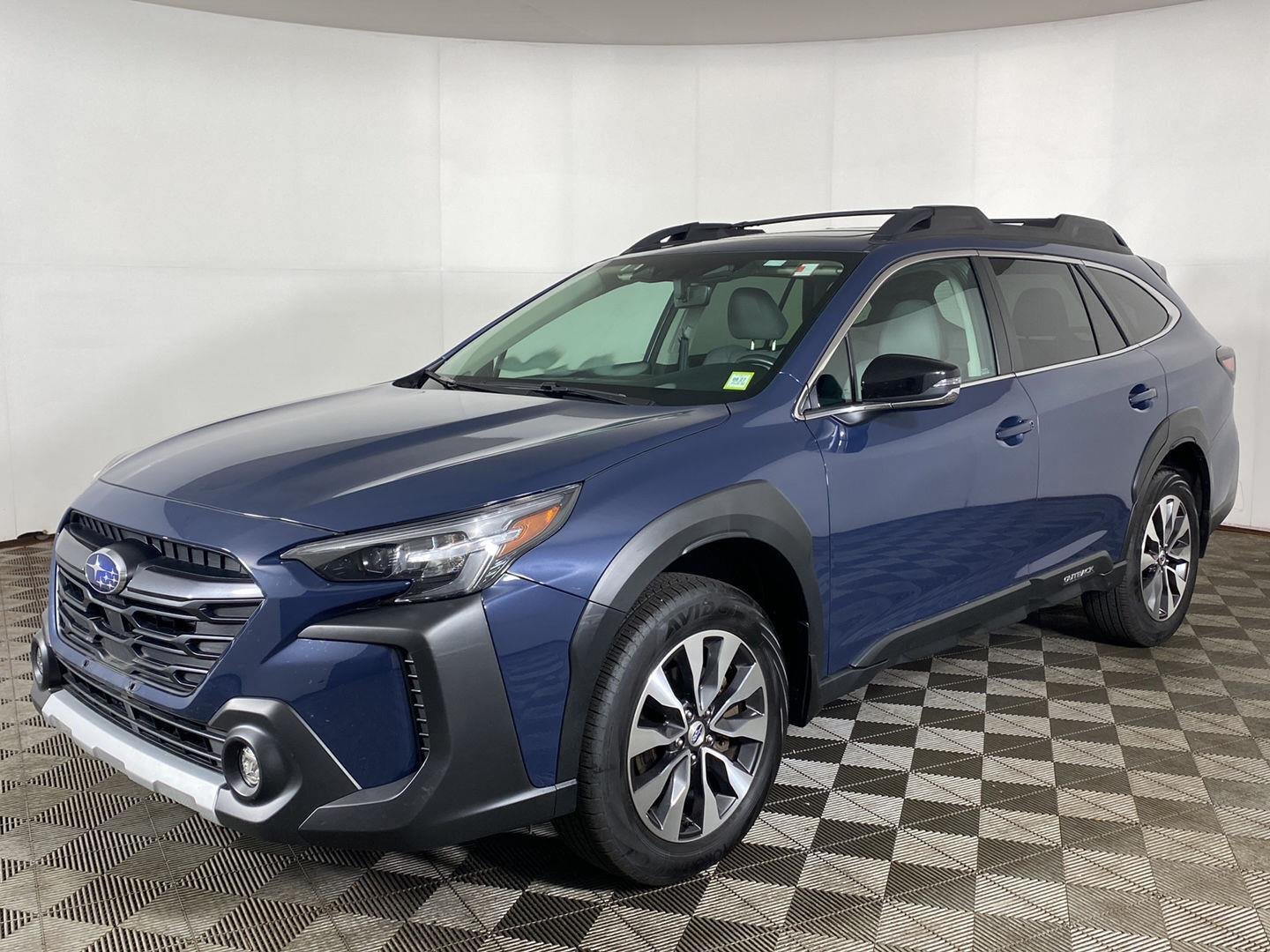 Used 2025 Cosmic Blue Pearl Subaru Limited image 10