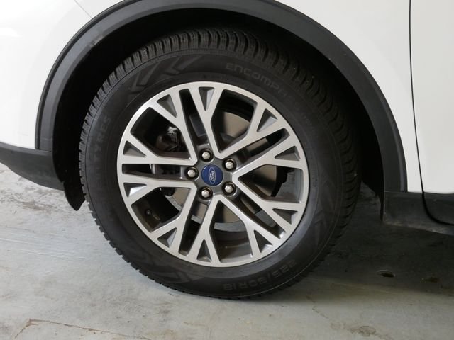 Certified Used 2020 White Metallic Ford SEL image 4