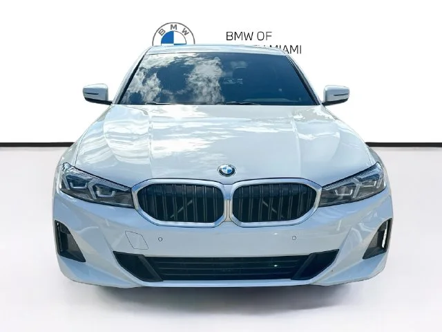 Used 2023 White BMW 330i image 2