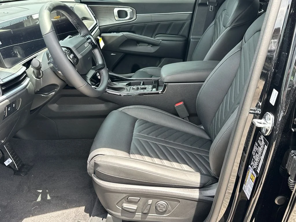 New 2026 Black Kia X-Line SX Prestige image 9