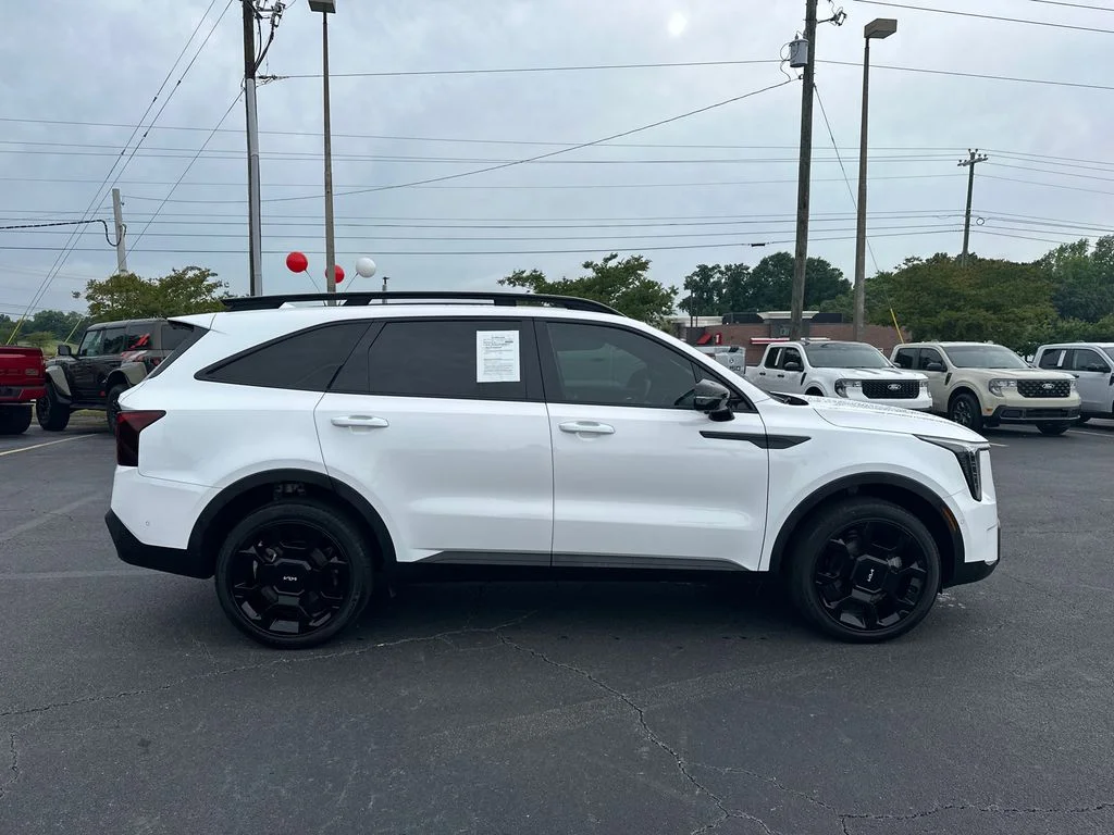 Used 2024 White Kia X-Line SX Prestige image 8