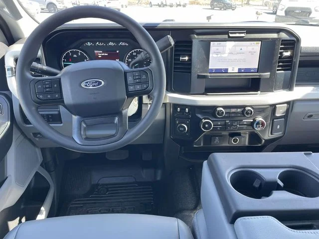 New 2026 Oxford White Ford F-350® XL image 9