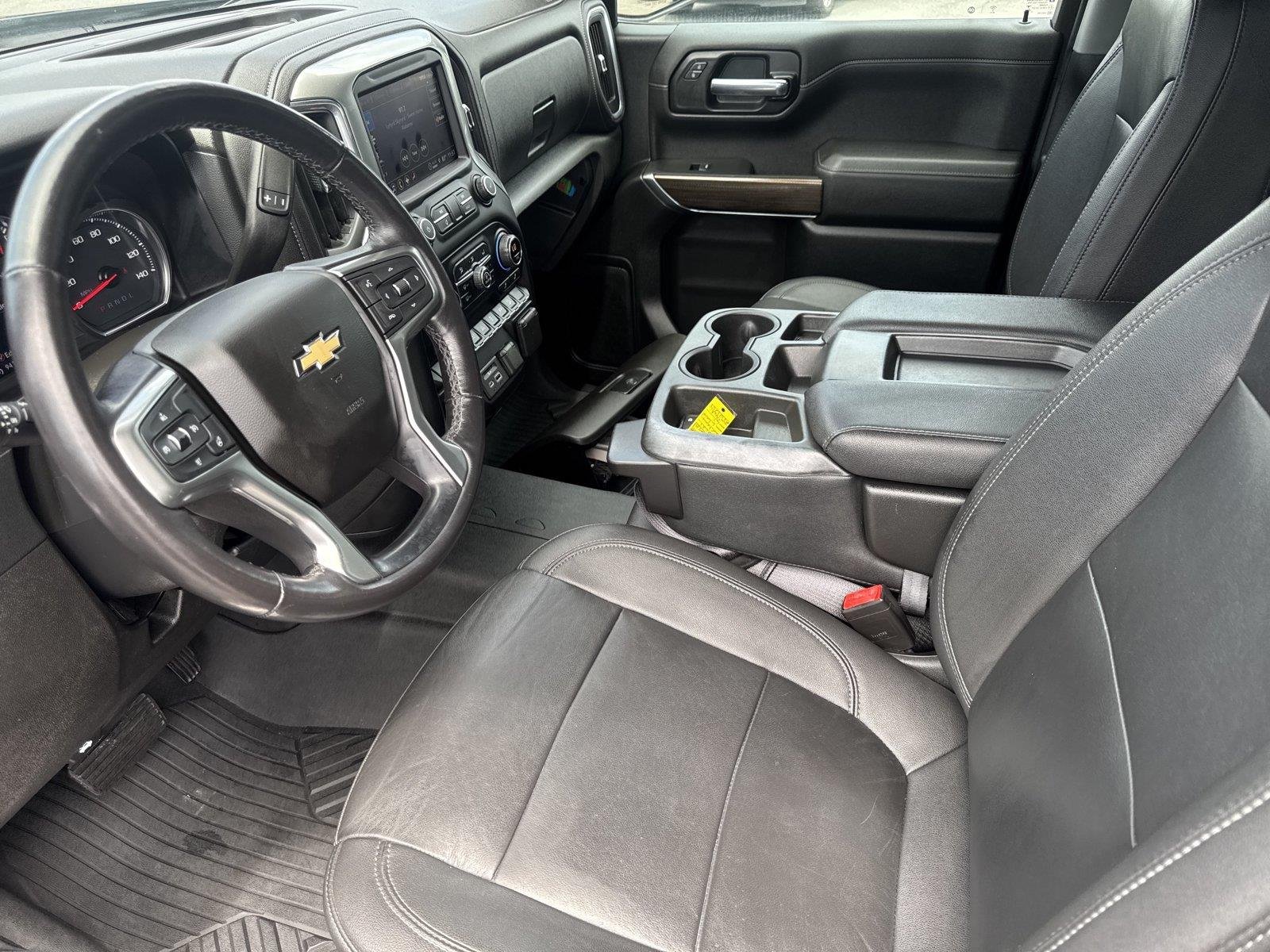 Used 2021 BLACK Chevrolet LT image 10