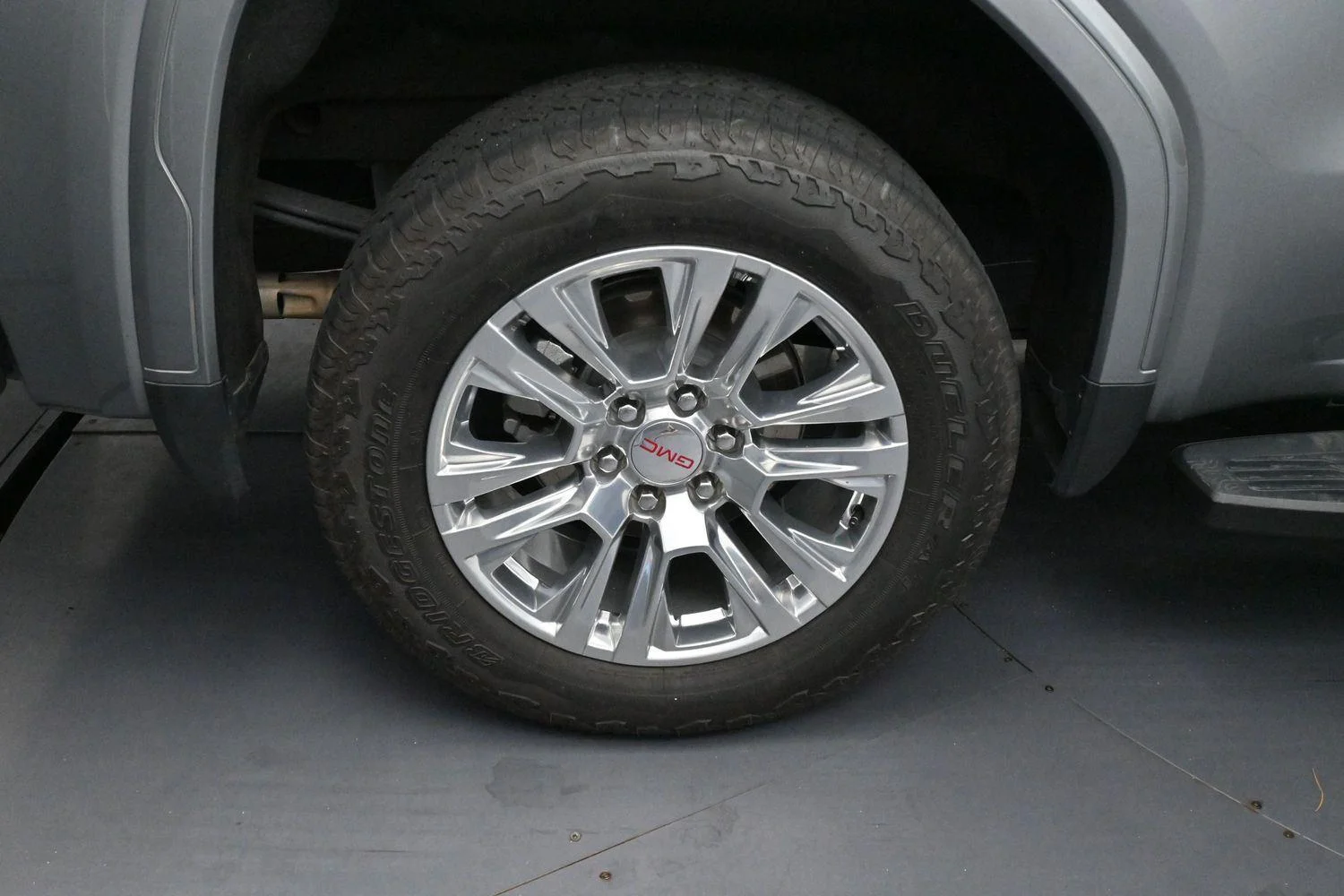 Used 2024 Sterling Metallic GMC Denali image 38