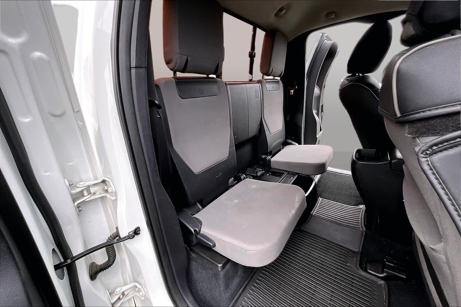 Used 2016 Super White Toyota SR image 20