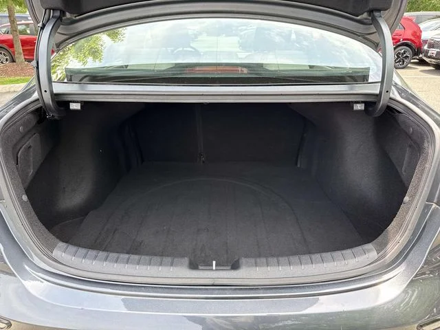 Used 2021 Gray Kia LXS image 29