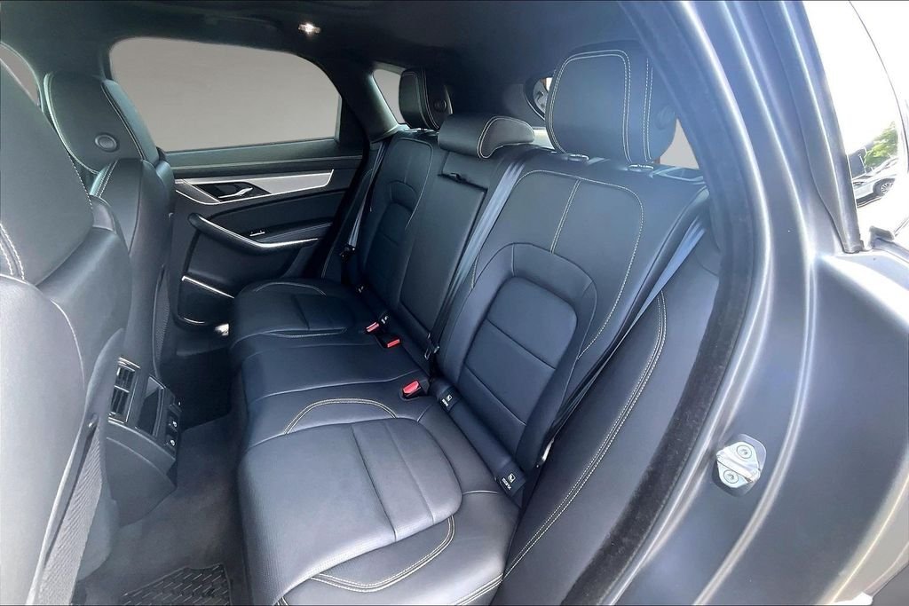 Used 2026 Santorini Black Metallic Jaguar P250 R-Dynamic S image 27