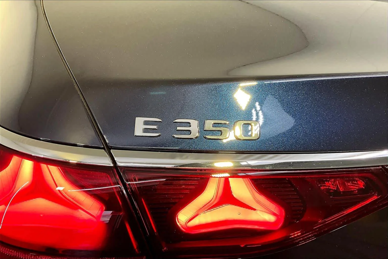 Used 2026 Nautical Blue Metallic Mercedes-Benz E 350 image 6