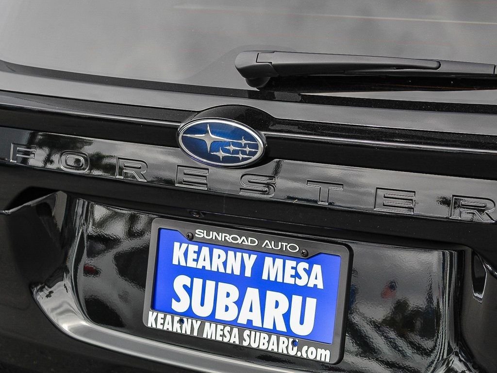 New 2026 CRYSTAL BLACK SILICA Subaru Wilderness image 8