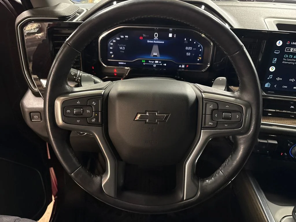 Used 2022  Chevrolet RST image 20