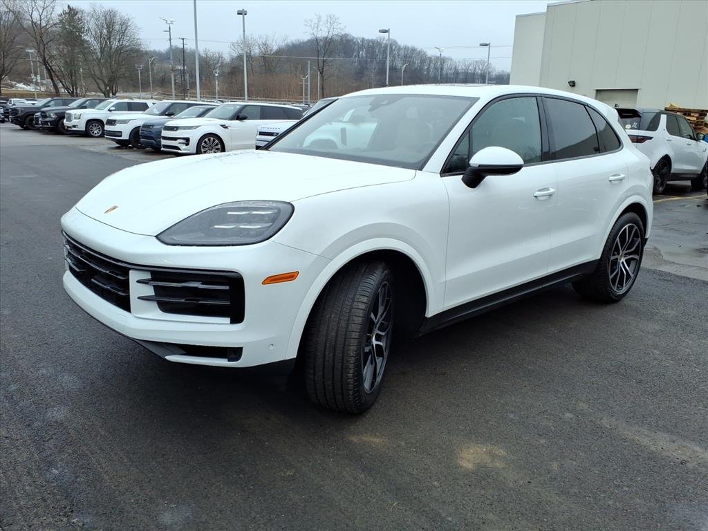 2024 Porsche Cayenne Base