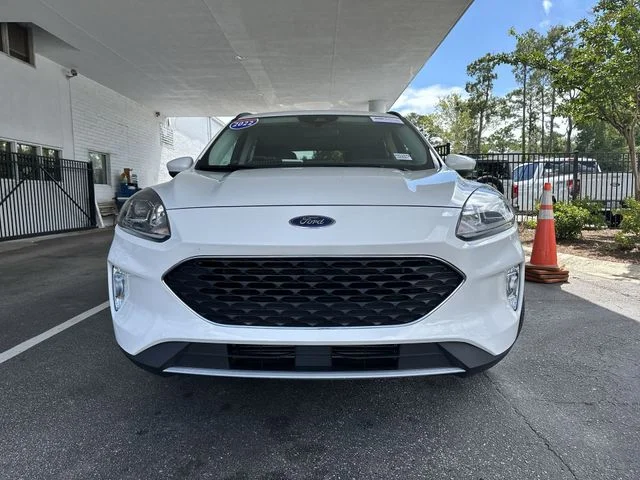 Used 2022 White Ford SEL image 9