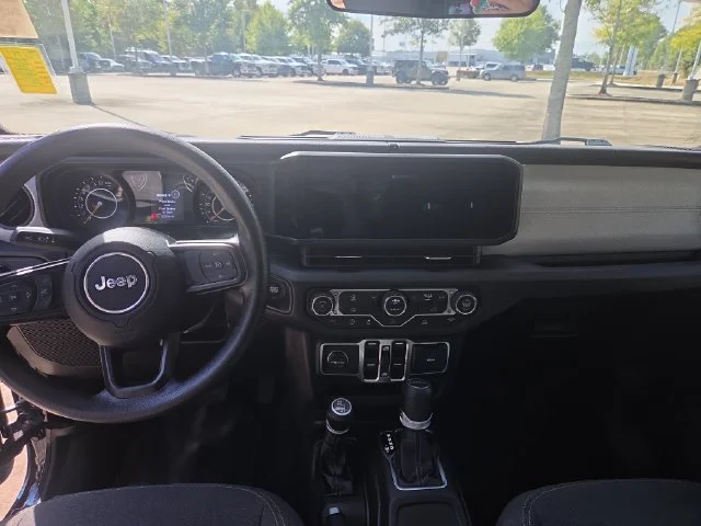 Used 2025 Blue Jeep Nighthawk image 12