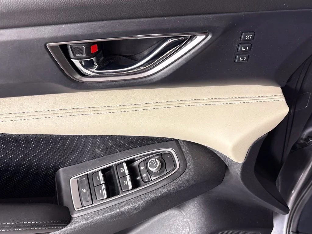 Used 2020 Gray Subaru Limited image 27