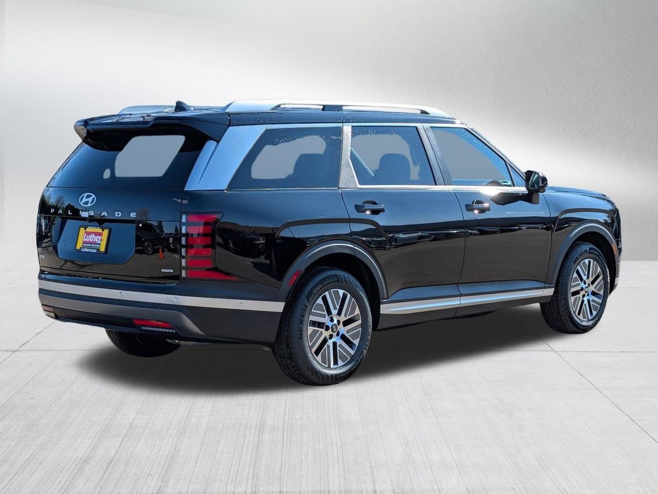 New 2026 Abyss Black Pearl Hyundai SEL Premium 7P image 4