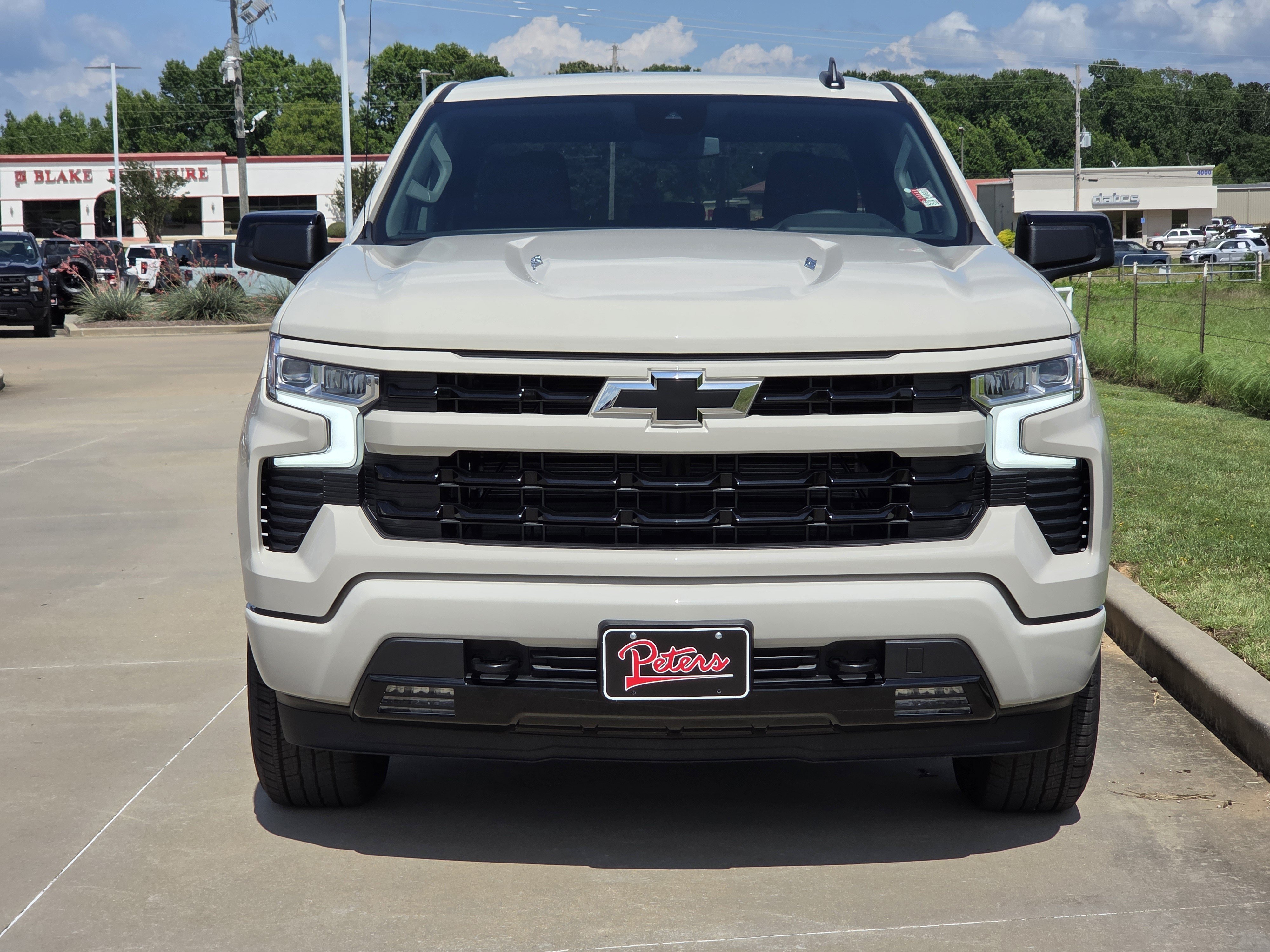 New 2026 White Sands Chevrolet RST image 2
